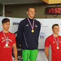 Corentin BENEZIT Médaille d'argent sur 50 Papillon (24.87)